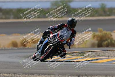 media/Oct-08-2022-SoCal Trackdays (Sat) [[1fc3beec89]]/Turn 14 (1050am)/